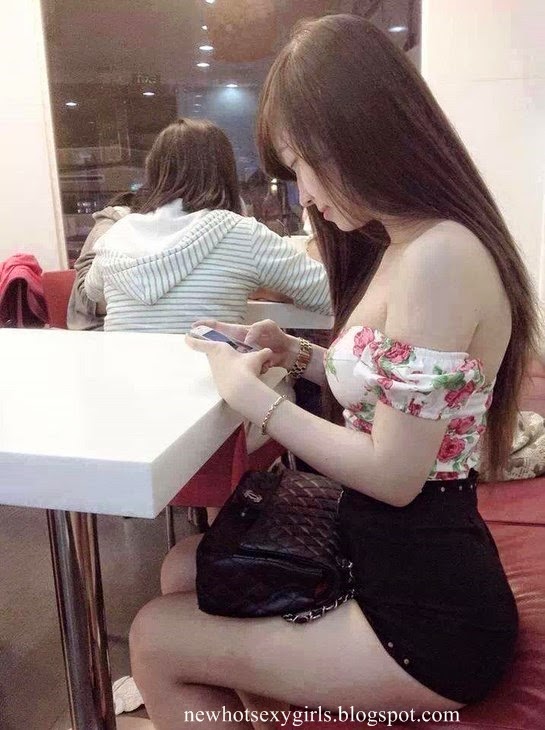 khmer boy sex with his girlfriend alice and wonderland porn